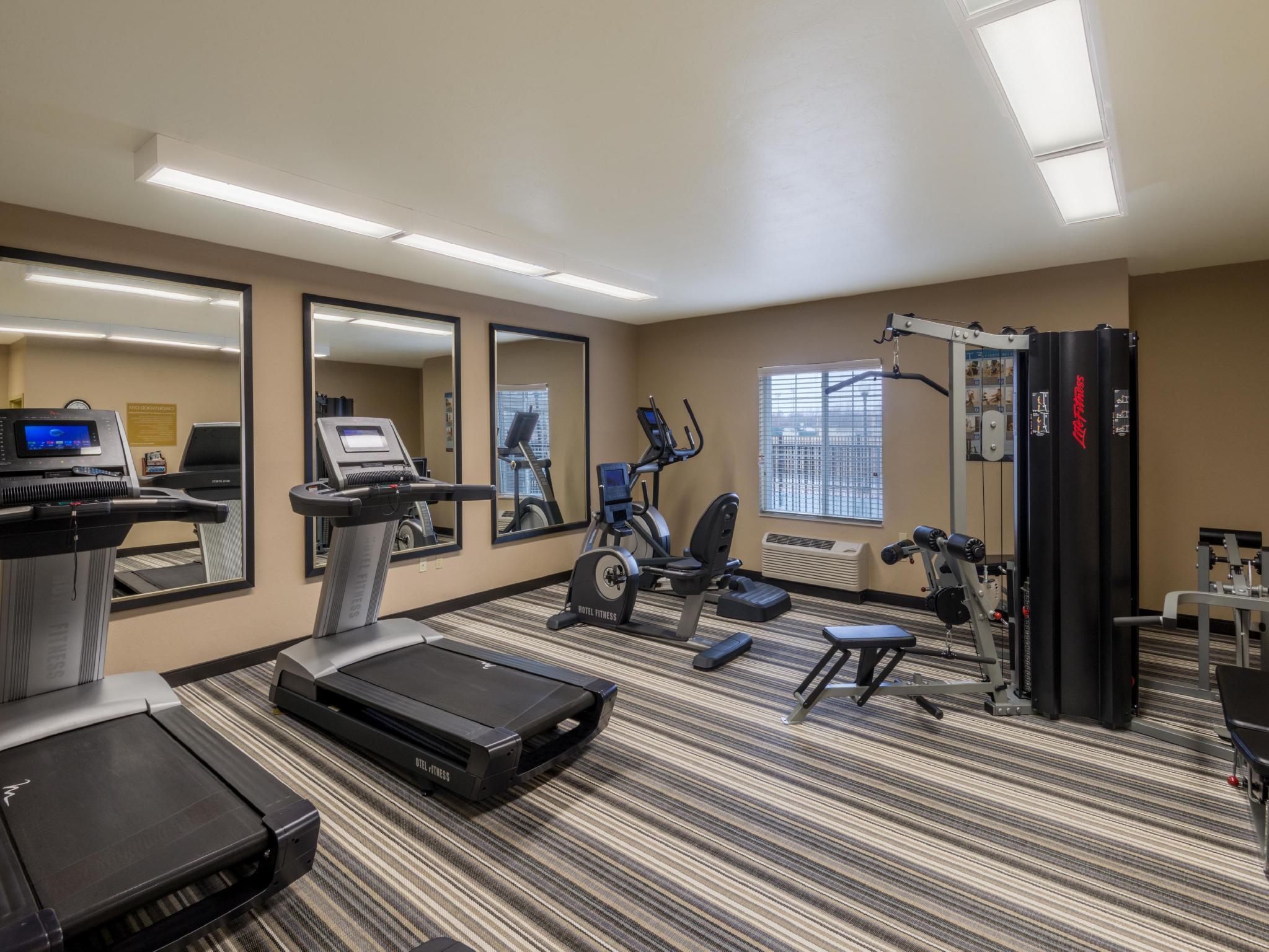 Candlewood Suites Del City By Ihg Екстер'єр фото