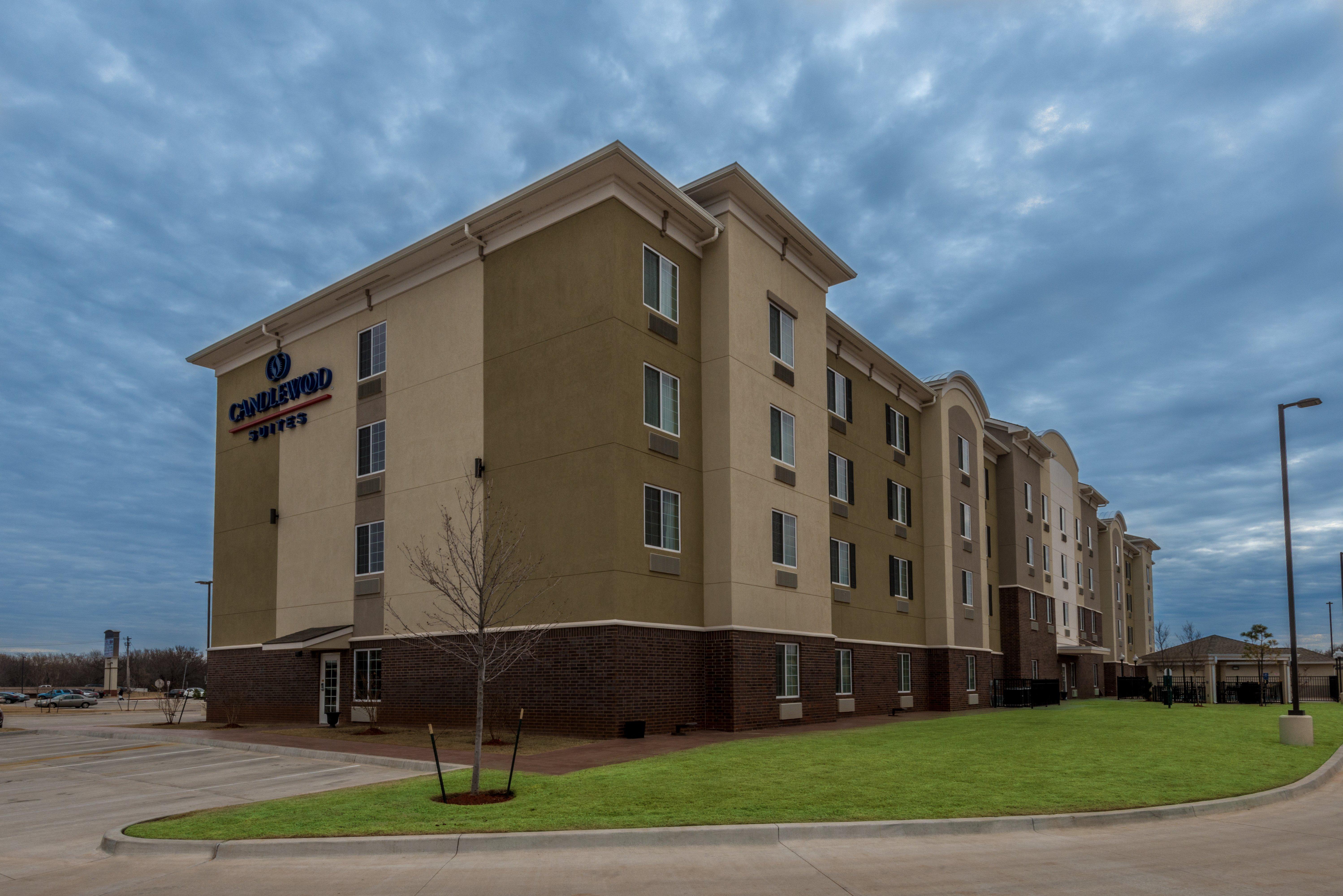 Candlewood Suites Del City By Ihg Екстер'єр фото