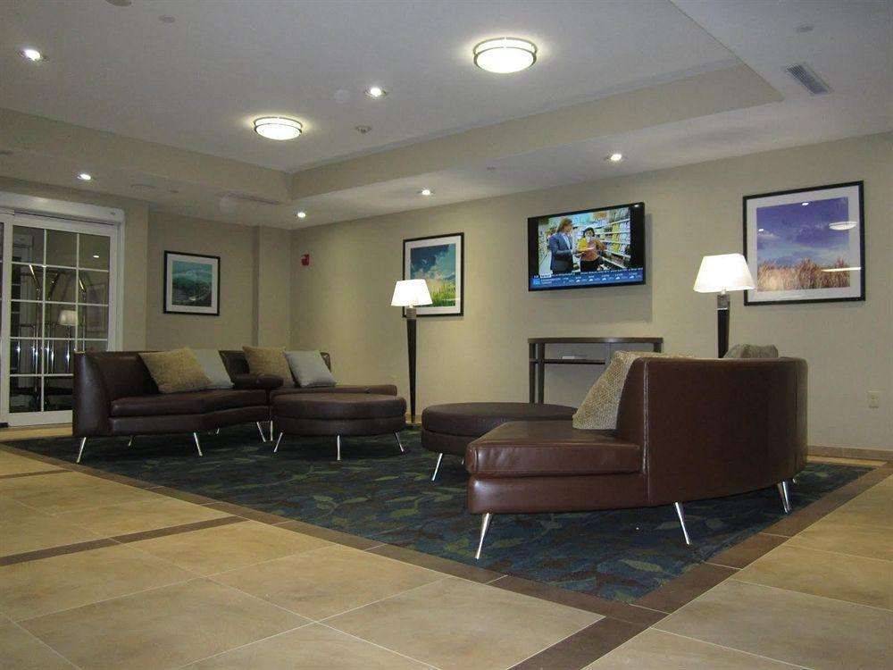 Candlewood Suites Del City By Ihg Екстер'єр фото